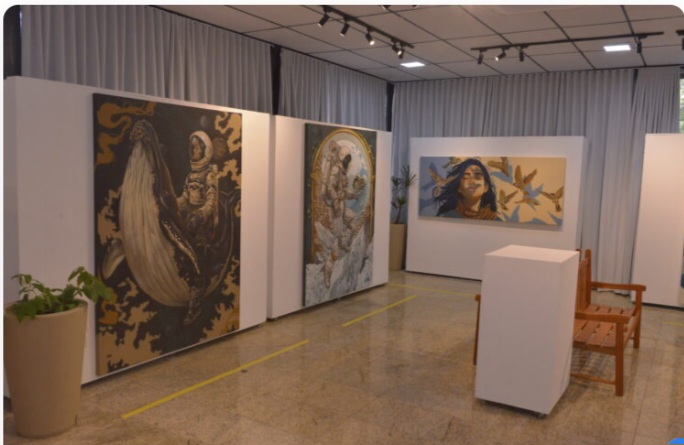 Estação Cultural Haroldo Alvarenga recebe exposição “Migração”, do artista Pas Schaefer