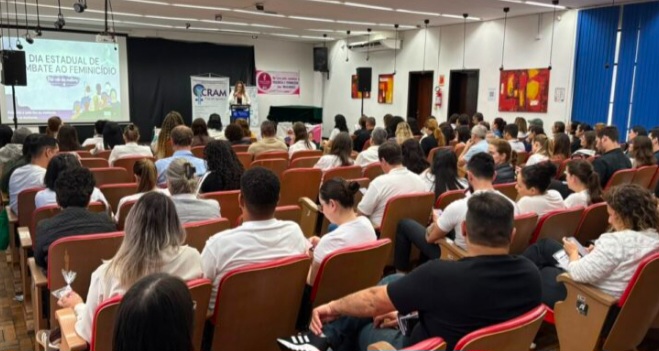 Foz do Iguaçu promove ato de conscientização pelo enfrentamento ao feminicídio