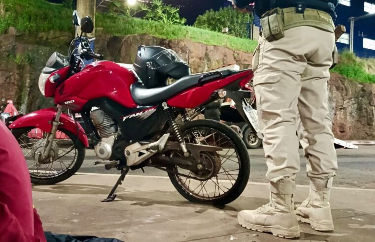 PRF prende homem com motocicleta roubada na Ponte Internacional da Amizade, em Foz do Iguaçu (PR)