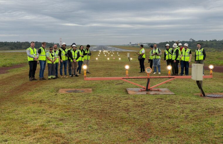 Spotter Day reúne apaixonados por aviação e proporciona novos ângulos da operação no Aeroporto de Foz do Iguaçu