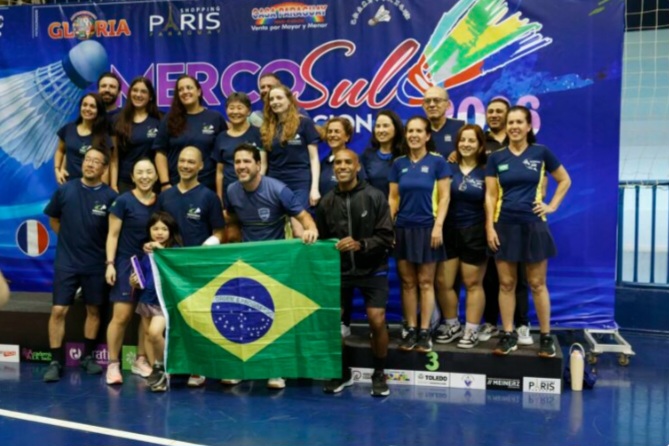 Mercosul Sênior Internacional de Badminton reúne mais de 150 atletas em Foz do Iguaçu