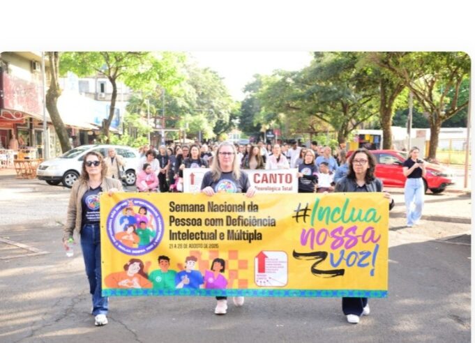 Caminhada da Semana Nacional da Pessoa com Deficiência mobiliza população de Foz do Iguaçu