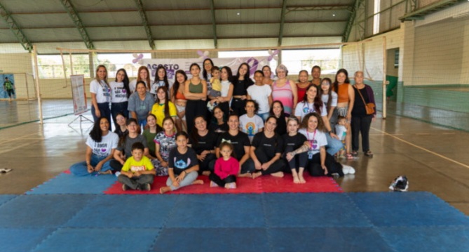 Ação de Defesa Pessoal reúne 30 mulheres no Centro de Convivência Bubas