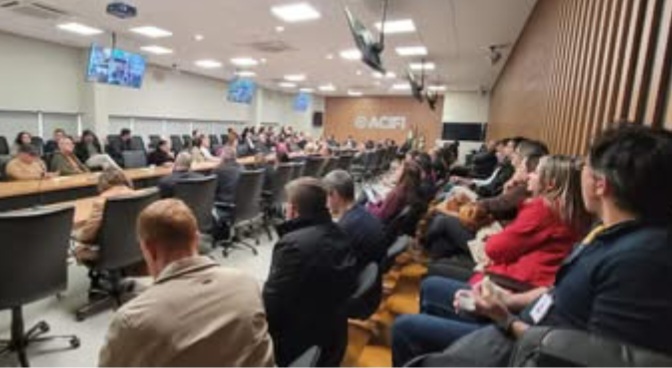 Codefoz discute integração empresarial com Paraguai e Natal em Foz do Iguaçu
