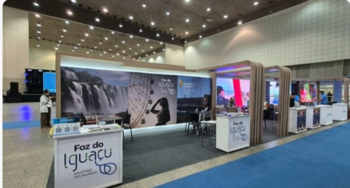 Em Fortaleza, Foz participa do BTM 2026 e promove cidade no mercado nordestino